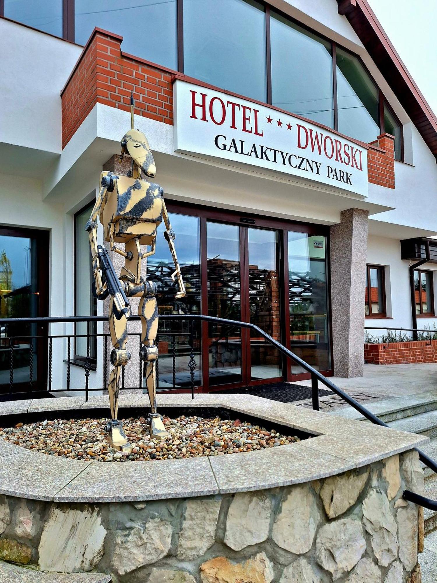 Hotel Dworski Galaktyczny Park Warzymice Buitenkant foto